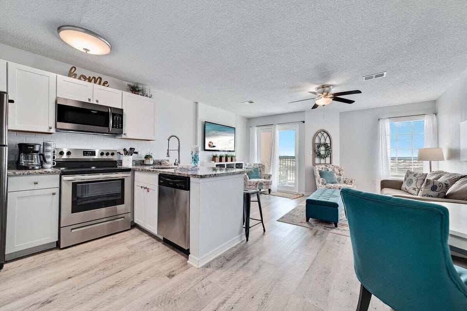 Open and airy living and kitchen area