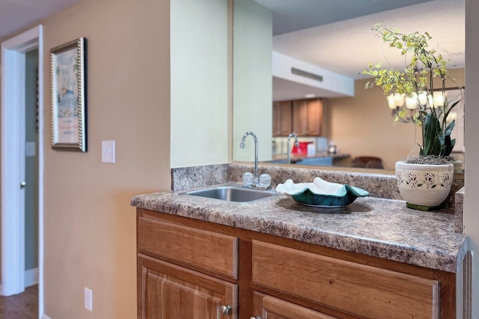 Wet bar