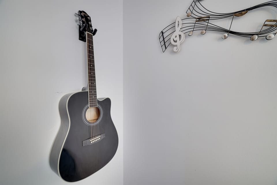 Anyone like to play? 