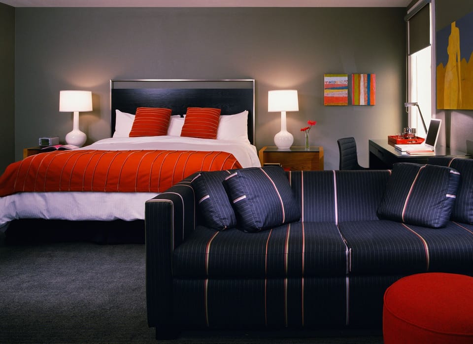 Unit with 1 King size bed