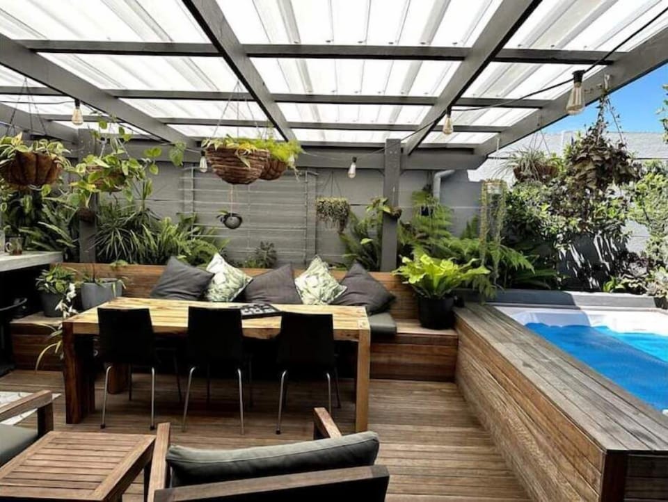 Back deck dinner and BBQ area