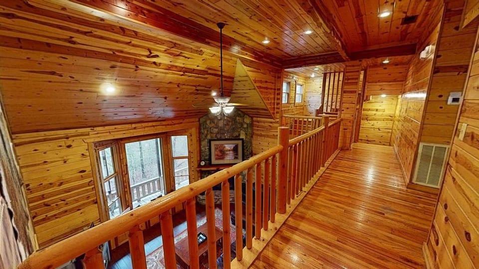 Lookout-Lodge-Interior1