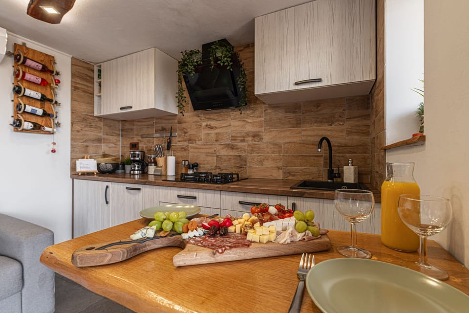 Kitchen and dining area