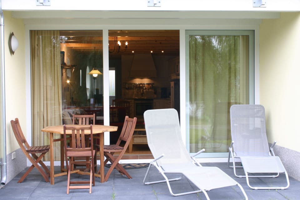 FW Lesecafe - Haffnixe House in Rerik