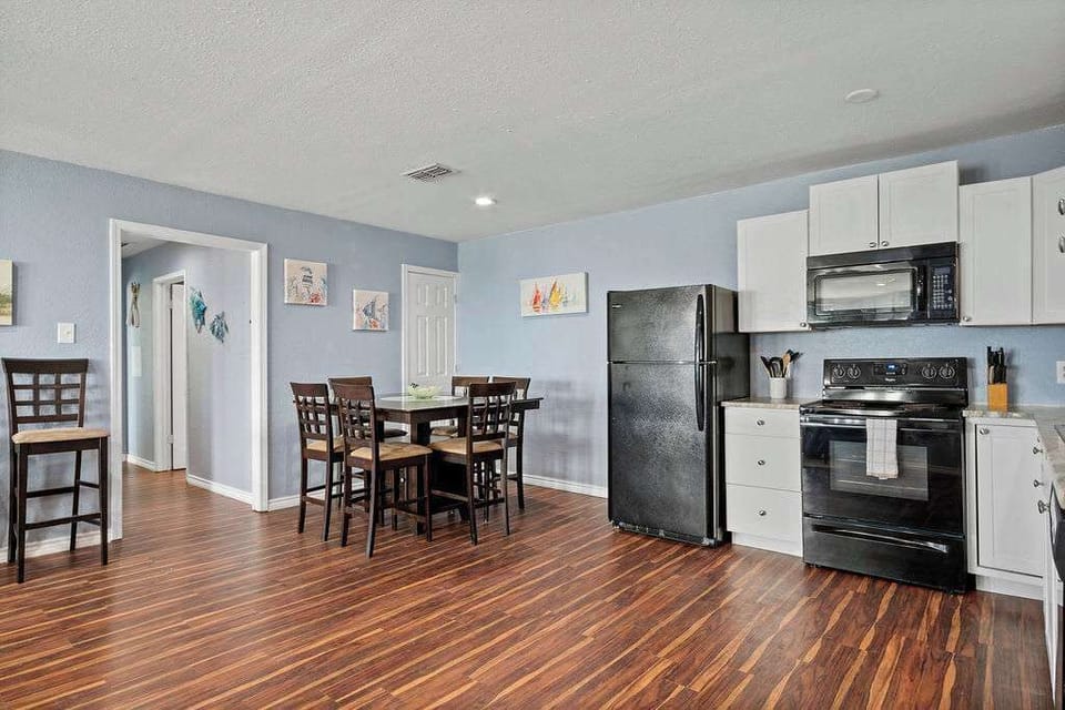 Fully stocked kitchen
