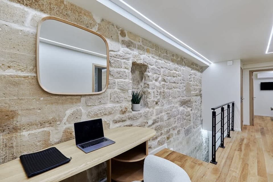 Coin bureau