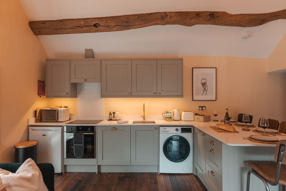 Kitchen area - William