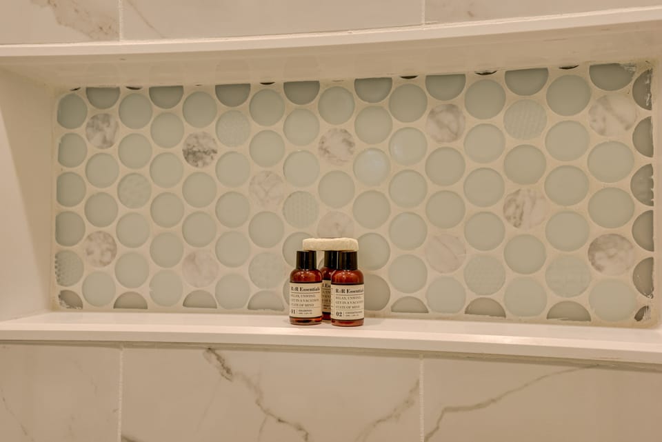 Shampoo, Conditioner, Soap & Body Lotion Provided