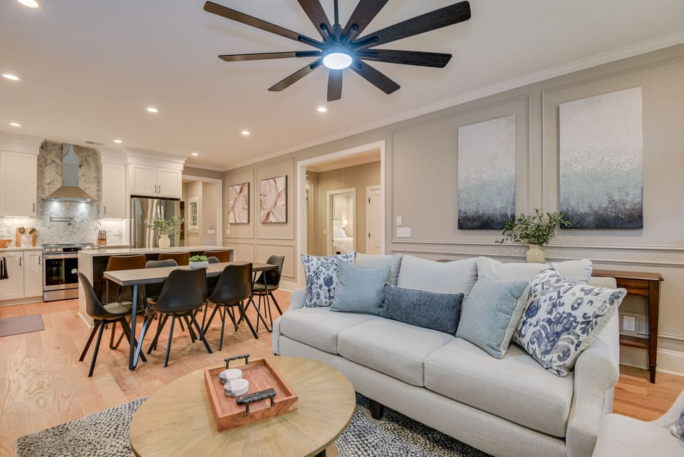 Living Room (4)