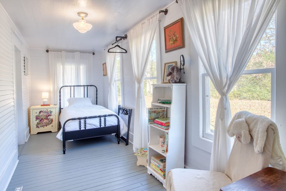 Bedroom 3 - twin
