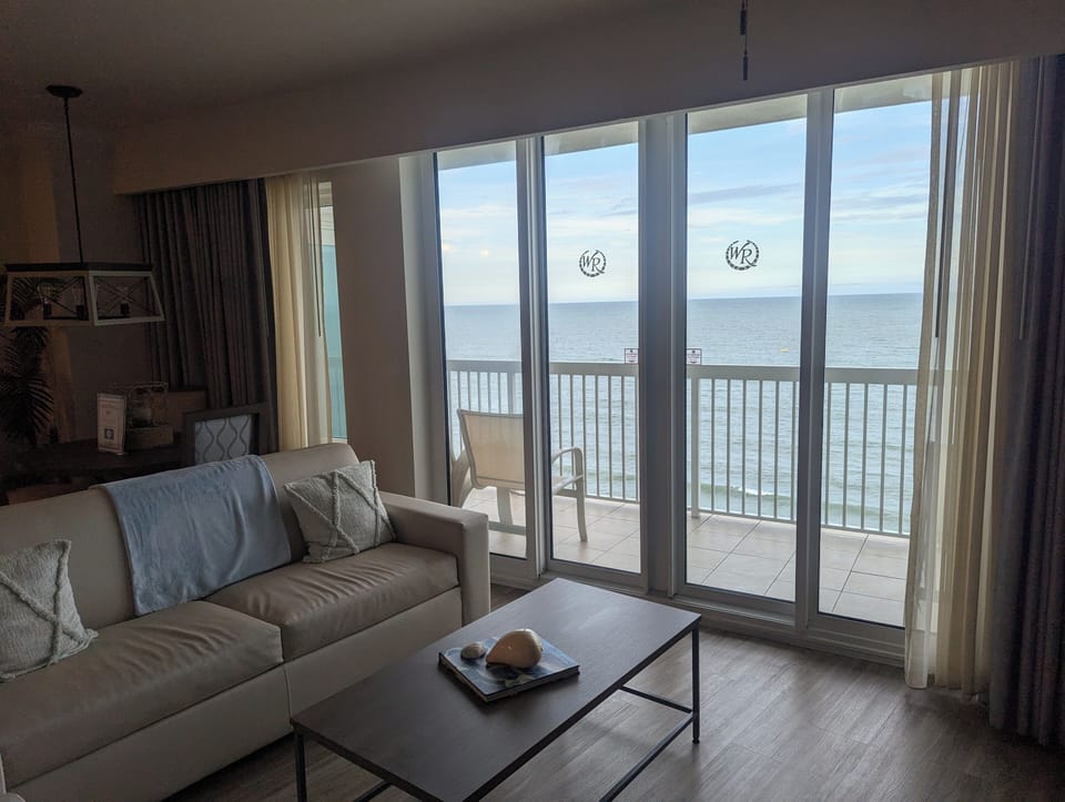 Main living room 