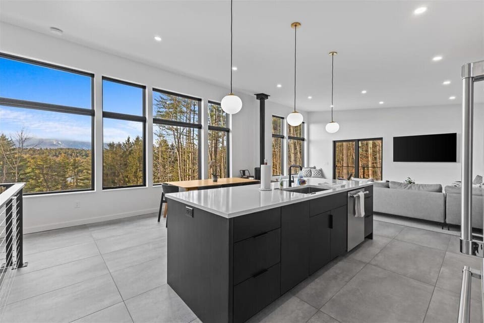 Mountaintop Retreat, Stunning Views - The Kelley (3331)
