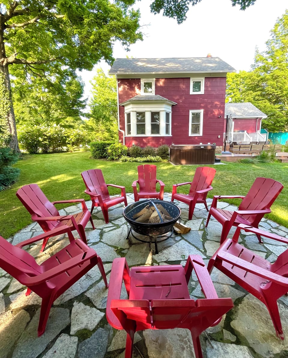 Welcome to Cardinal Cove!