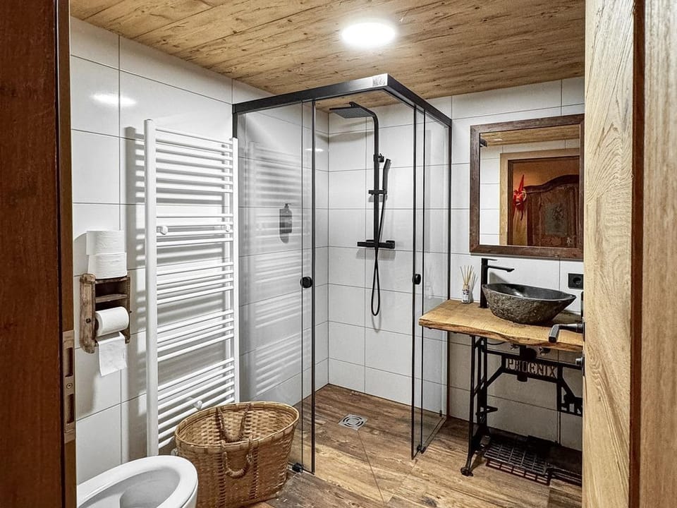 Meisterwurz - Peer Alm Cabin in Tyrol