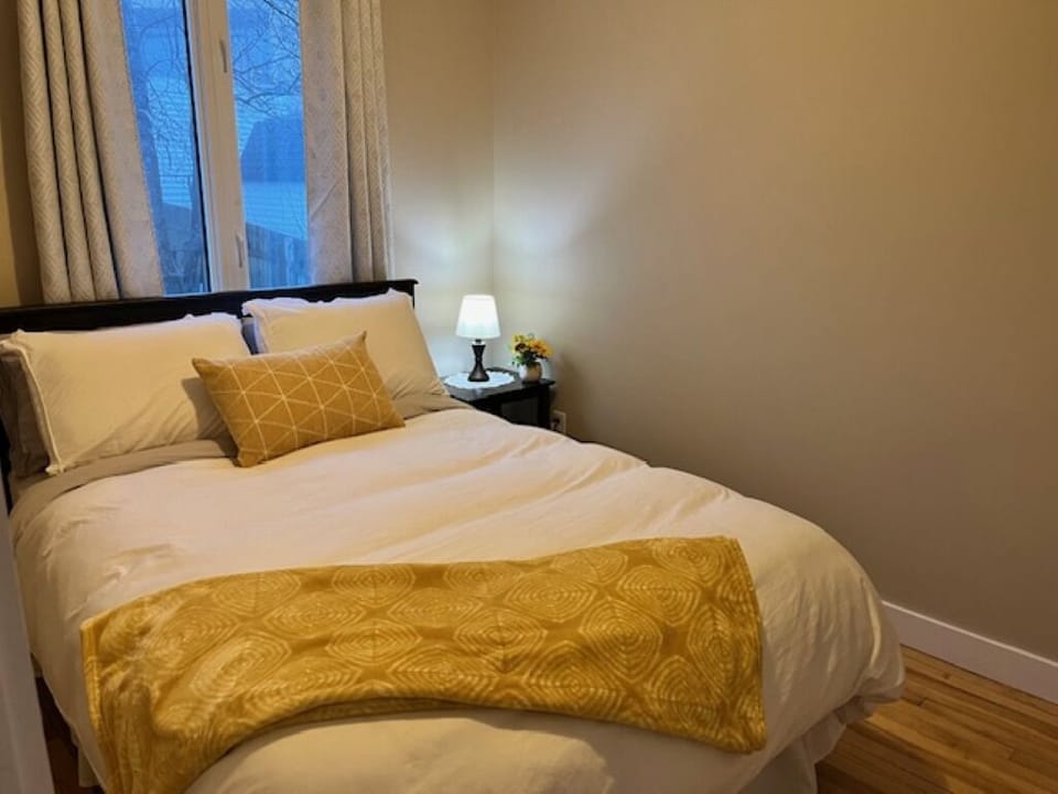 3rd Bedroom - Queen Size Bed