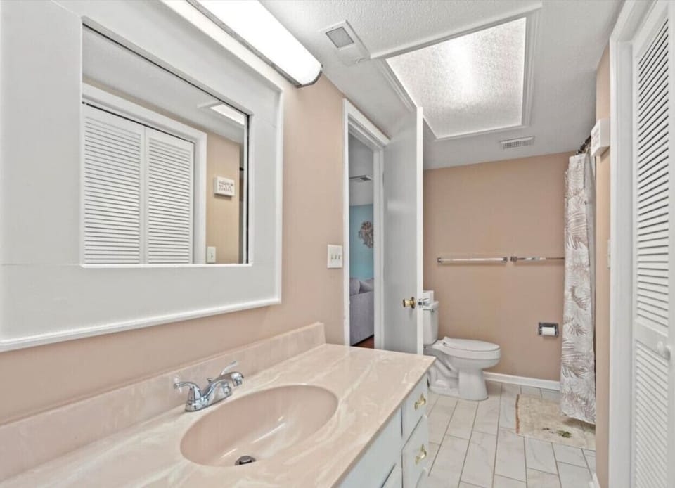 Full bath with tub
