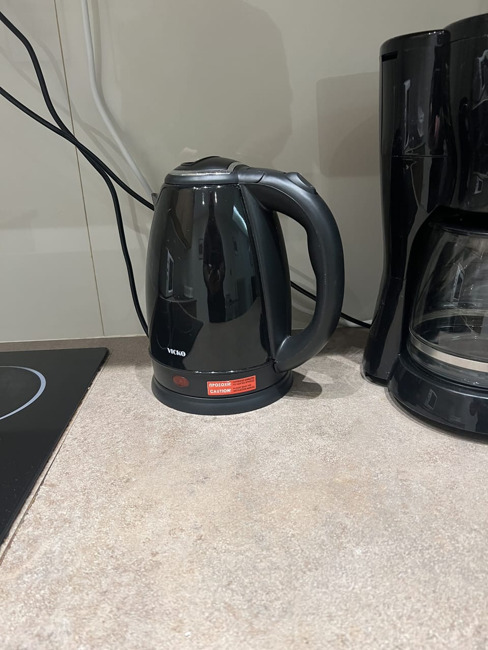 Kettle and coffeemaker