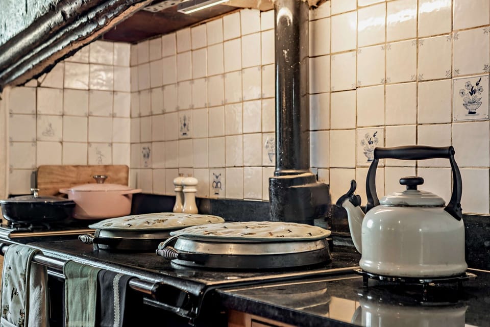 The Court House Kitchen - StayCotswold