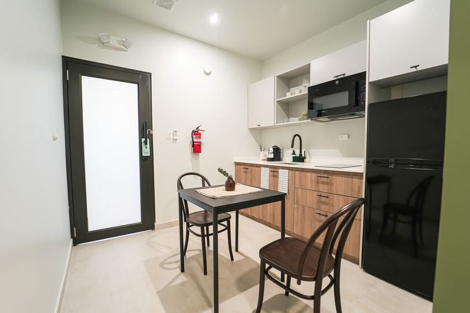Dinning area for  2 guests