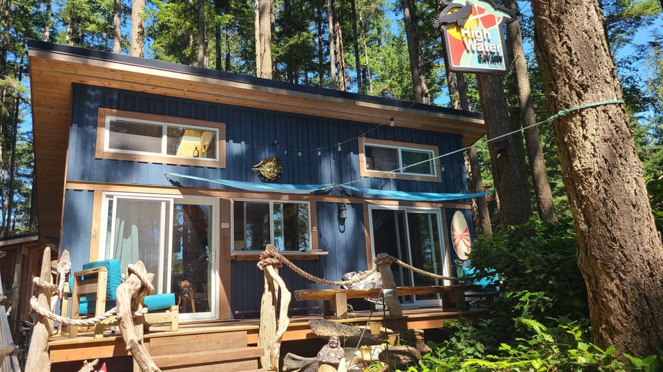 Large front deck with comfy chairs for peaceful mornings or evenings