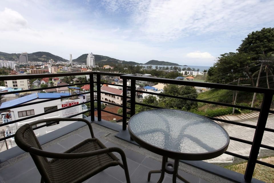 Convenient sea view apartment at The Unity (11639)