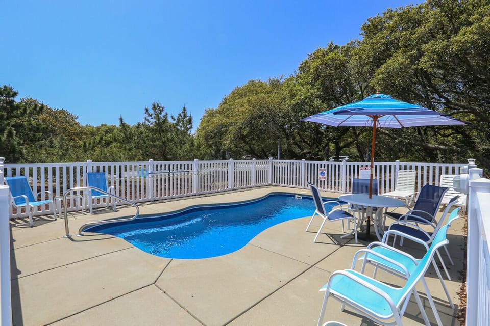 Private Pool 2022
