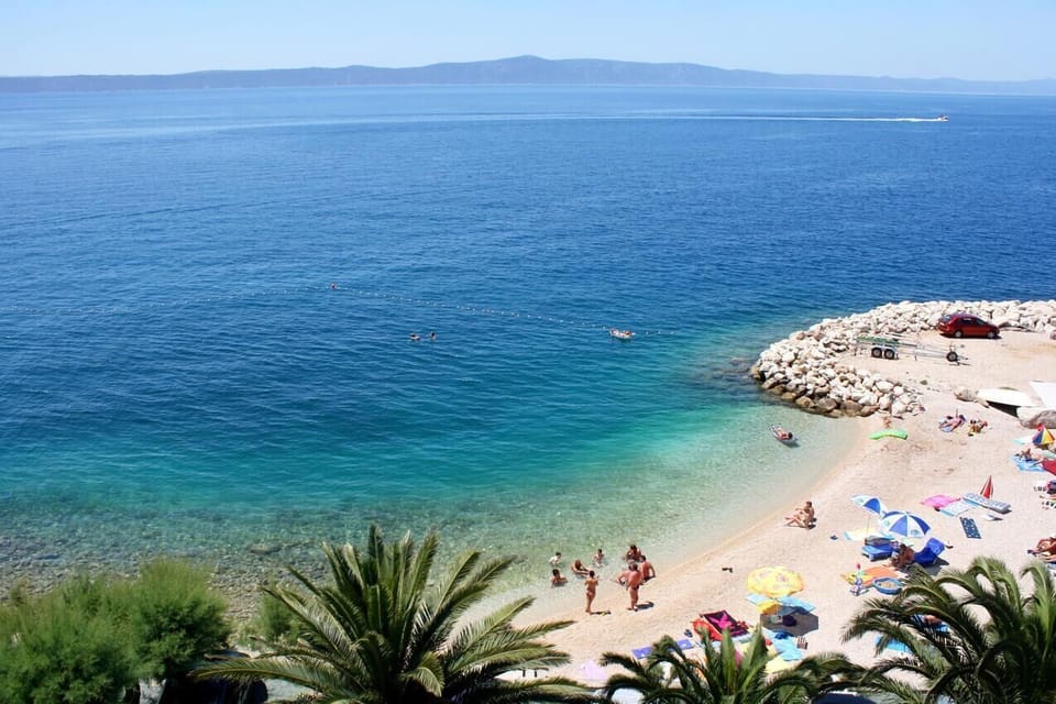 Nearby beaches