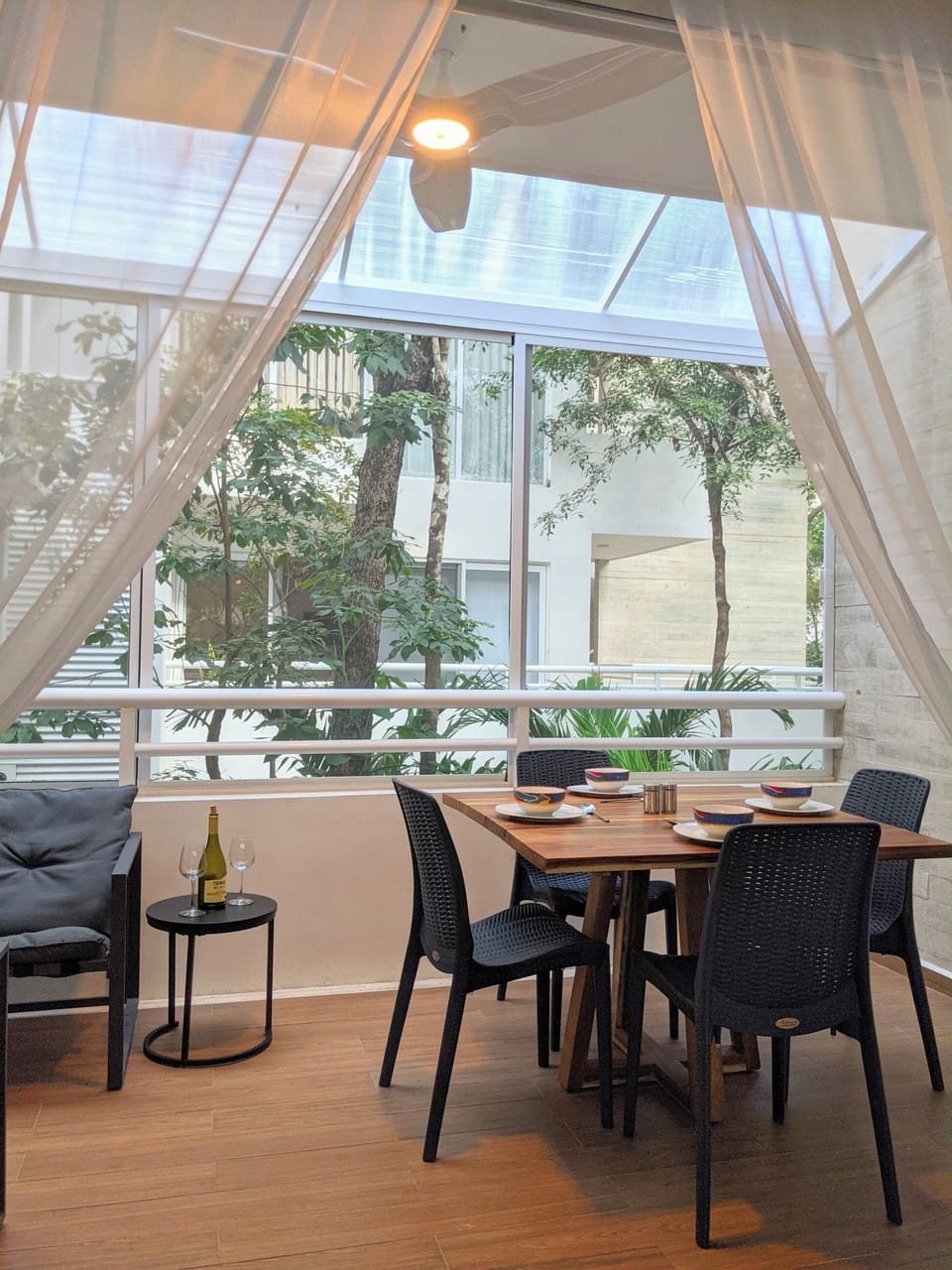 Outdoor dining