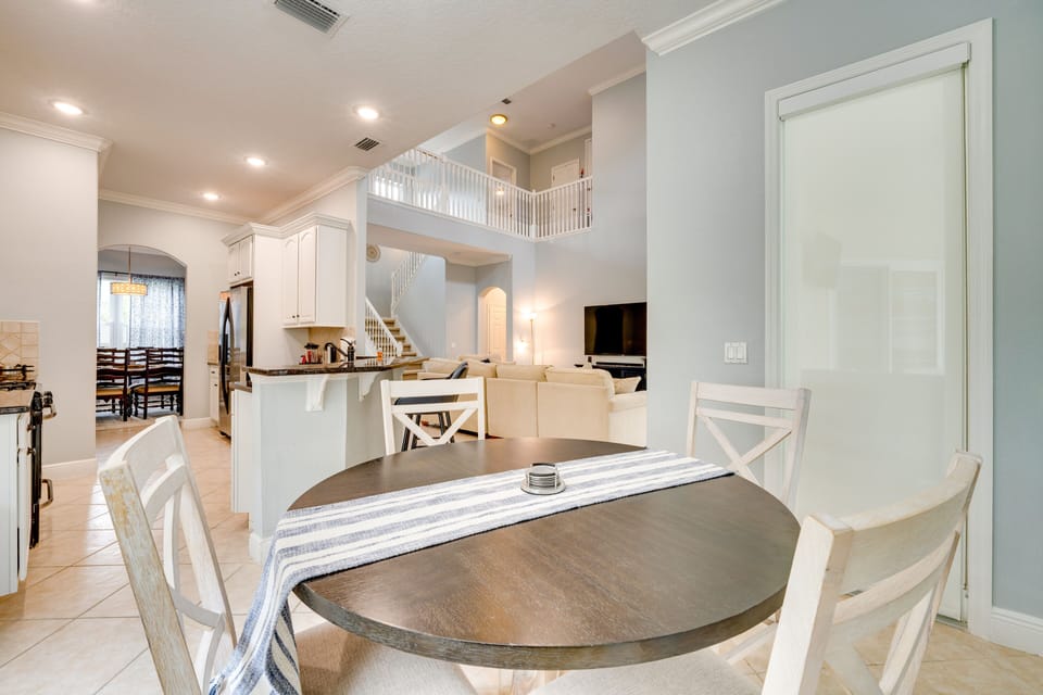Additional Dining Area | 1st Floor