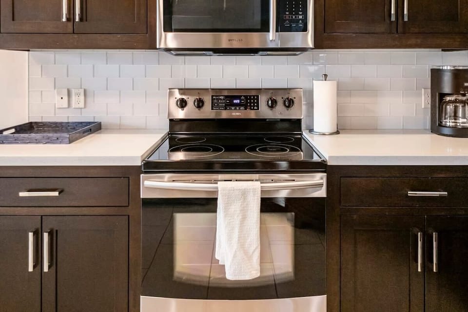 Let your culinary creativity shine in a kitchen that’s designed for both style and functionality!