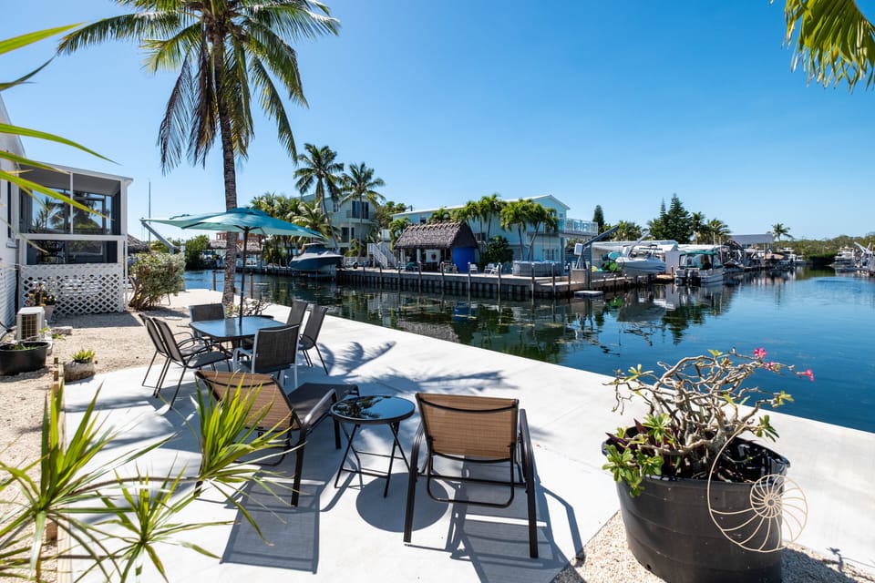 Canal Side