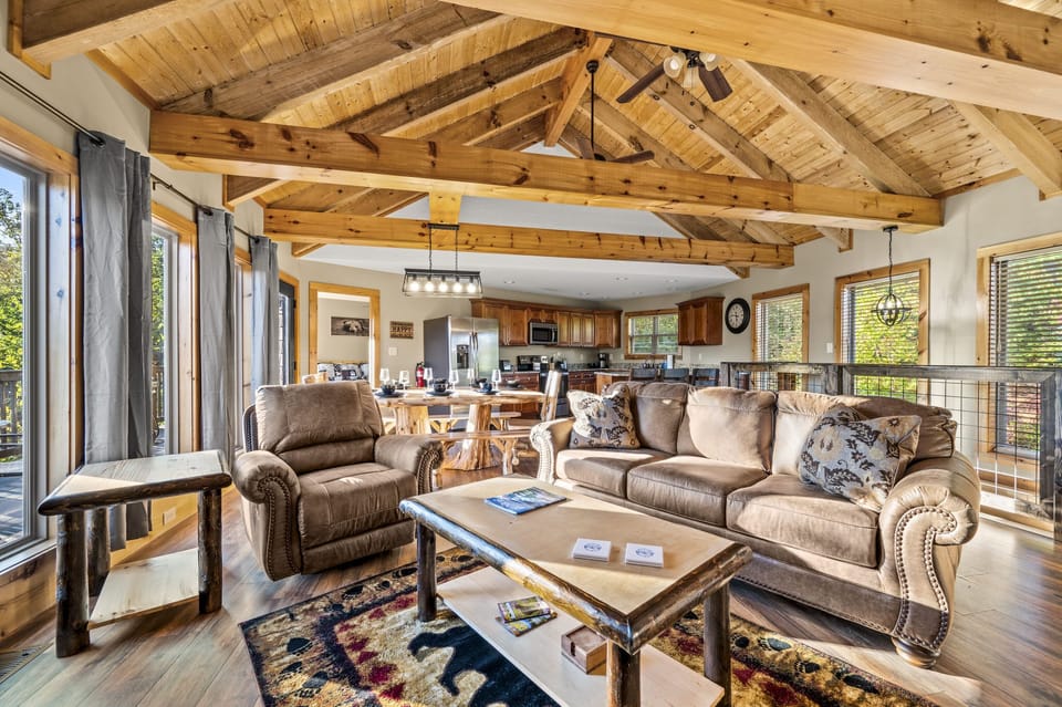 Misty Mountain Chalet's cozy living area
