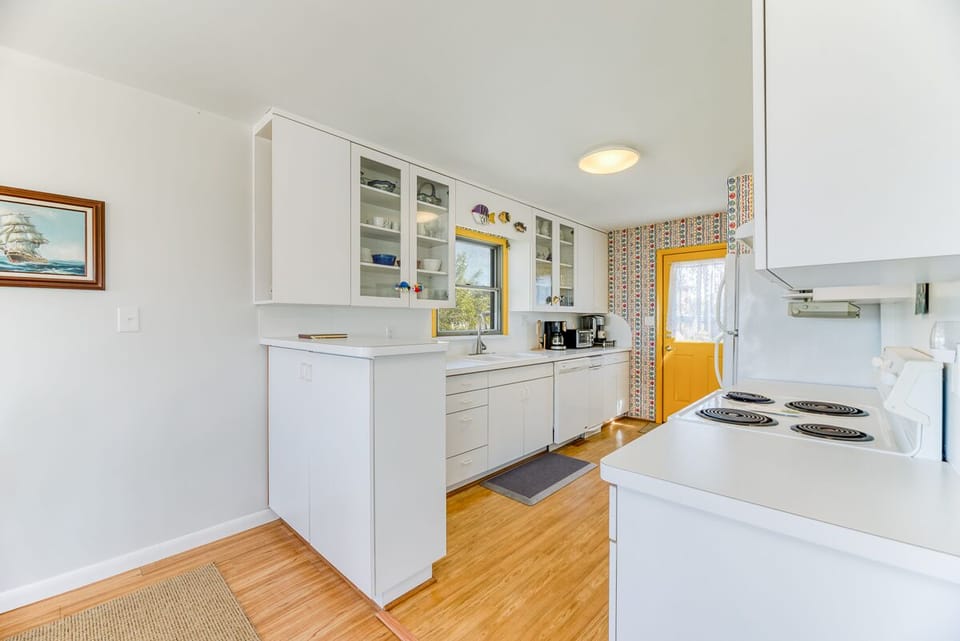 Mid Level Kitchen