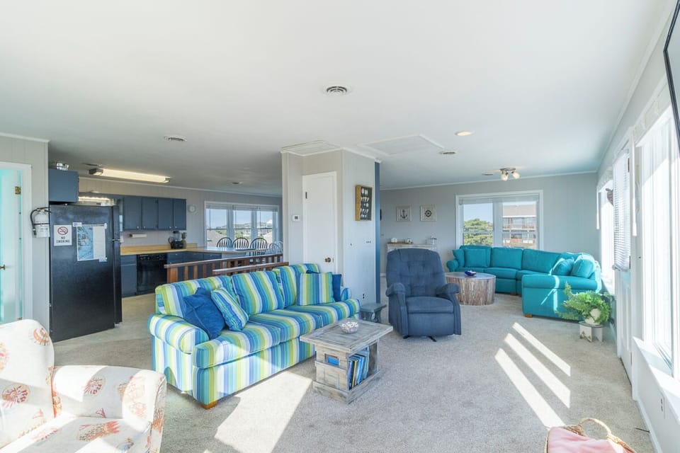 Top Level Living Area