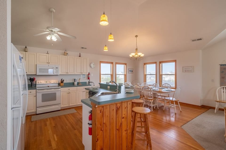 Top Level Kitchen