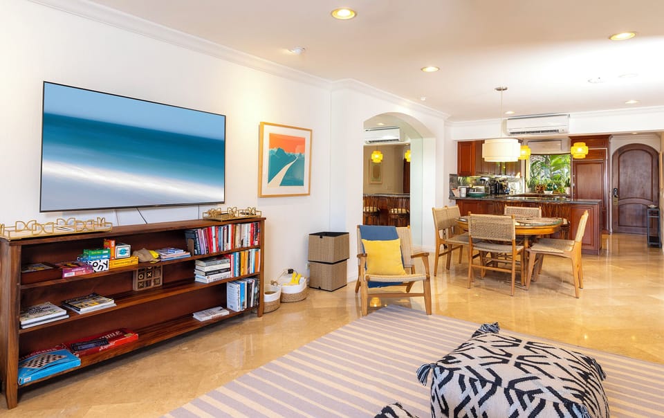 Living room and dining room were completely refurnished in 2024