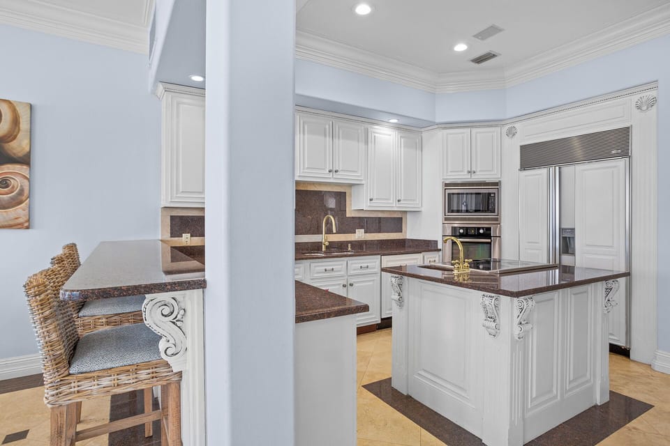 24-Camelot-Kitchen-Alt