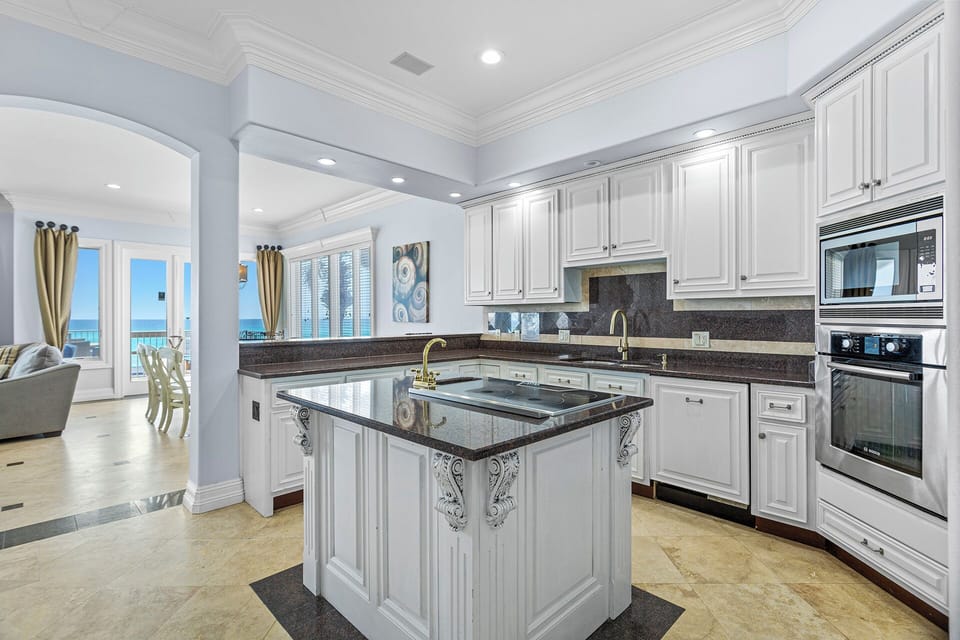 24-Camelot-Kitchen