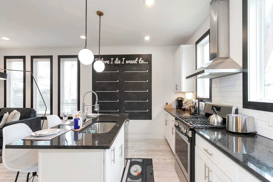 Fully Stocked Kitchen w/all Stainless Appliances