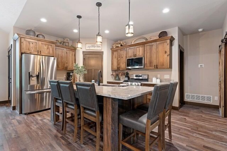 Paradise Pines-9 Medium