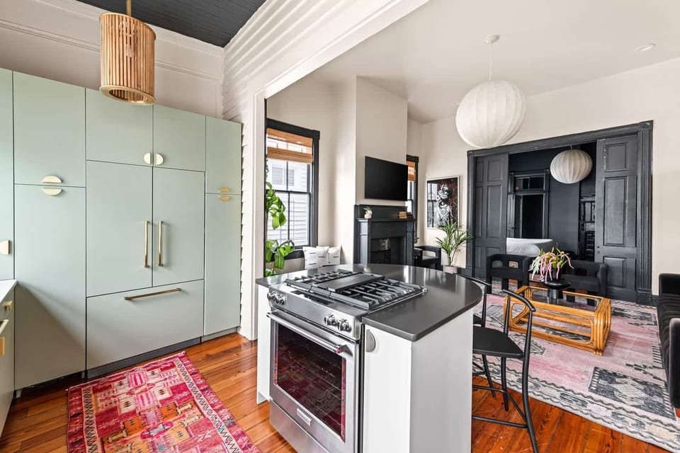 Fully equipped kitchen with everything you need to cook a meal!
