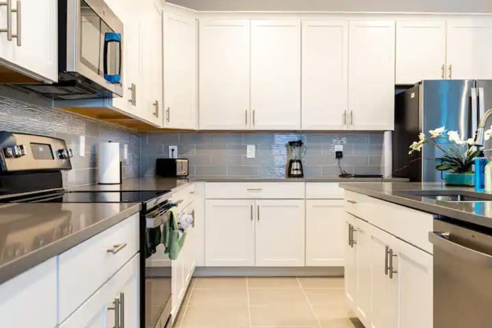 Well equipped kitchen