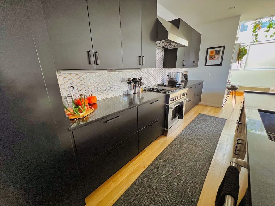 Another view of the kitchen