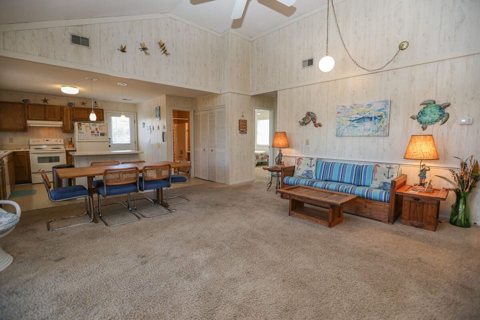 Great Room 2023