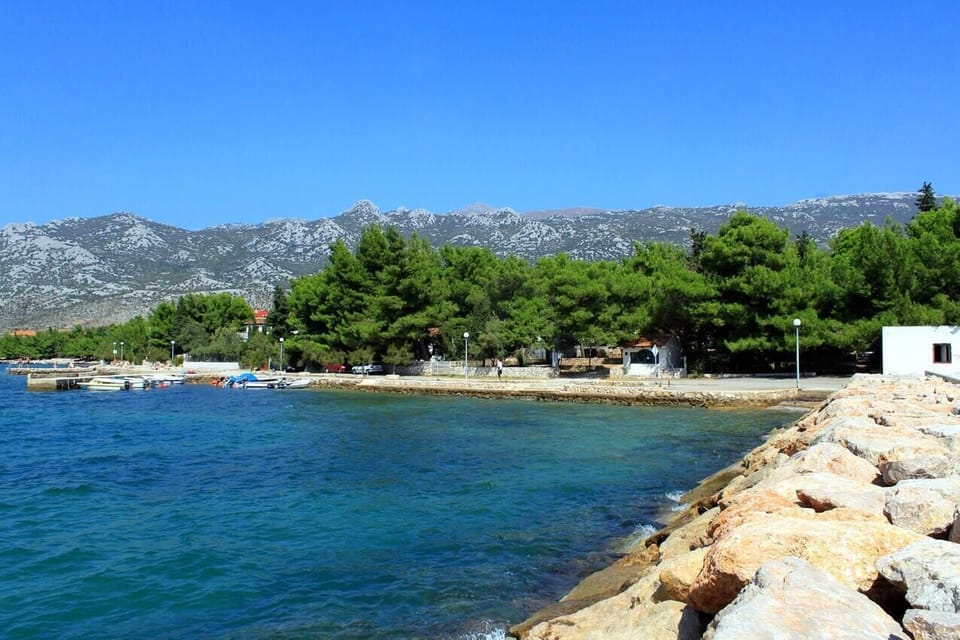 Nearby beaches