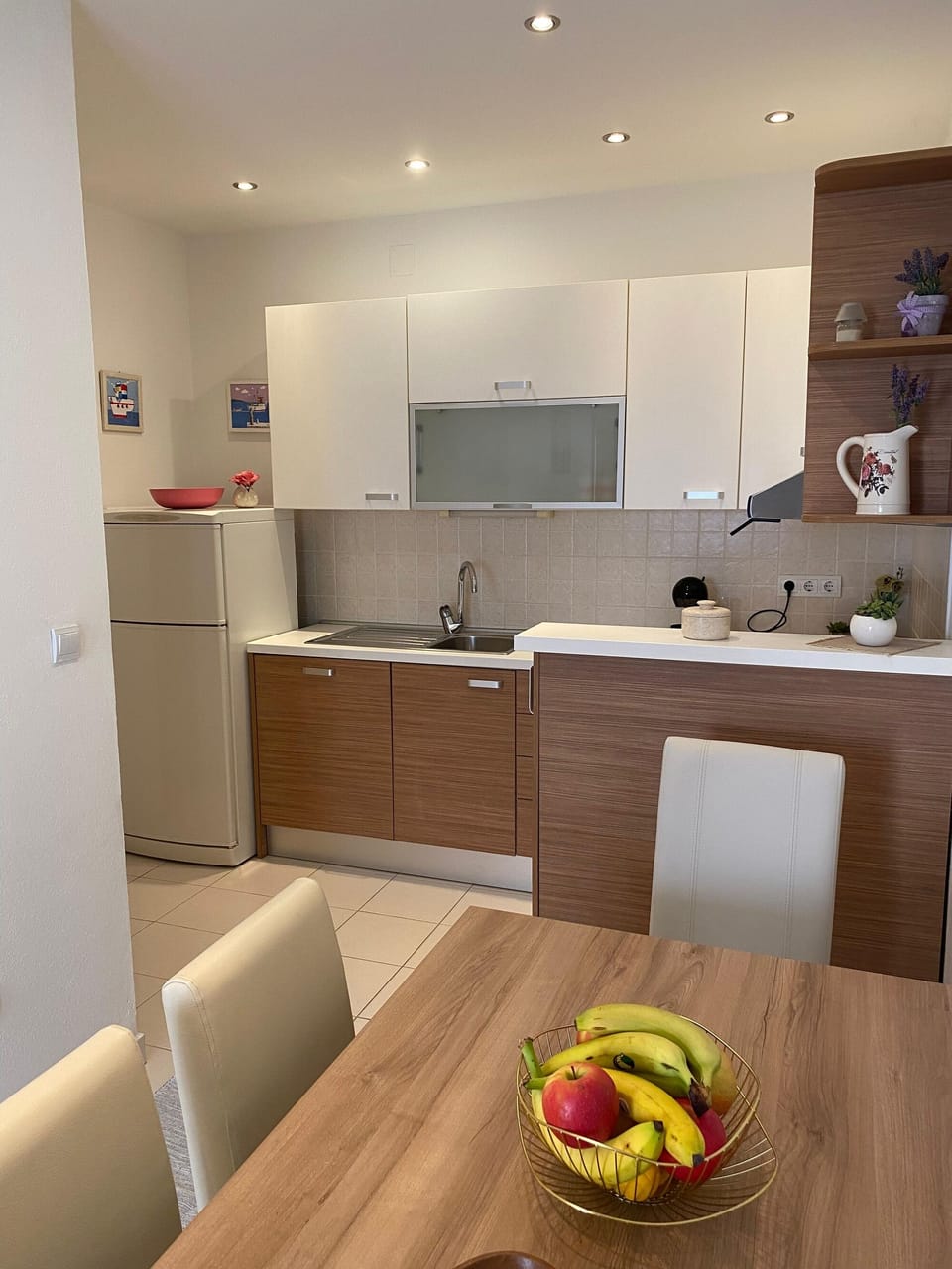 Kitchen 1