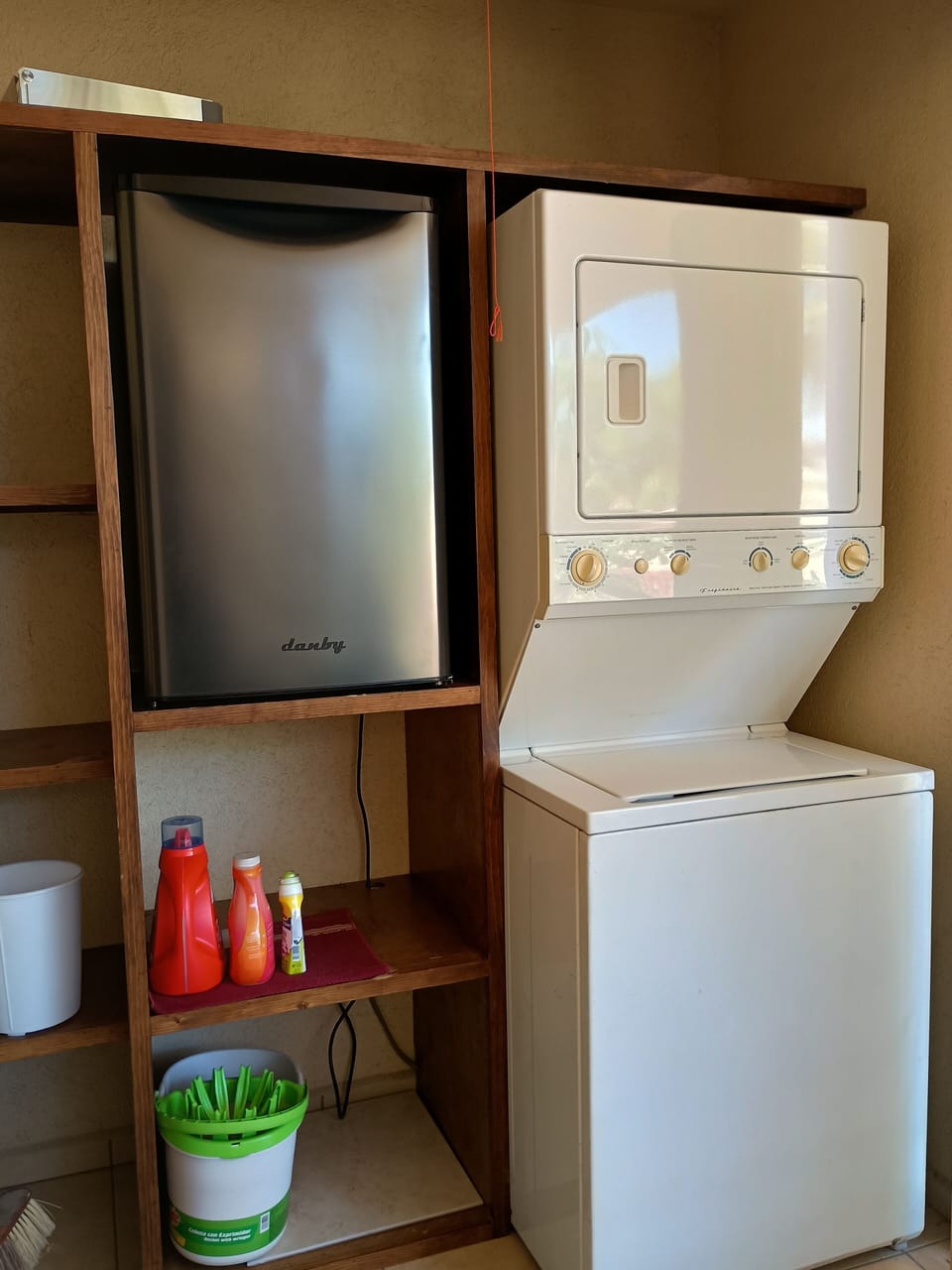 Terrace Facilities- Washer/ Dryer/ Outdoor Bar fridge