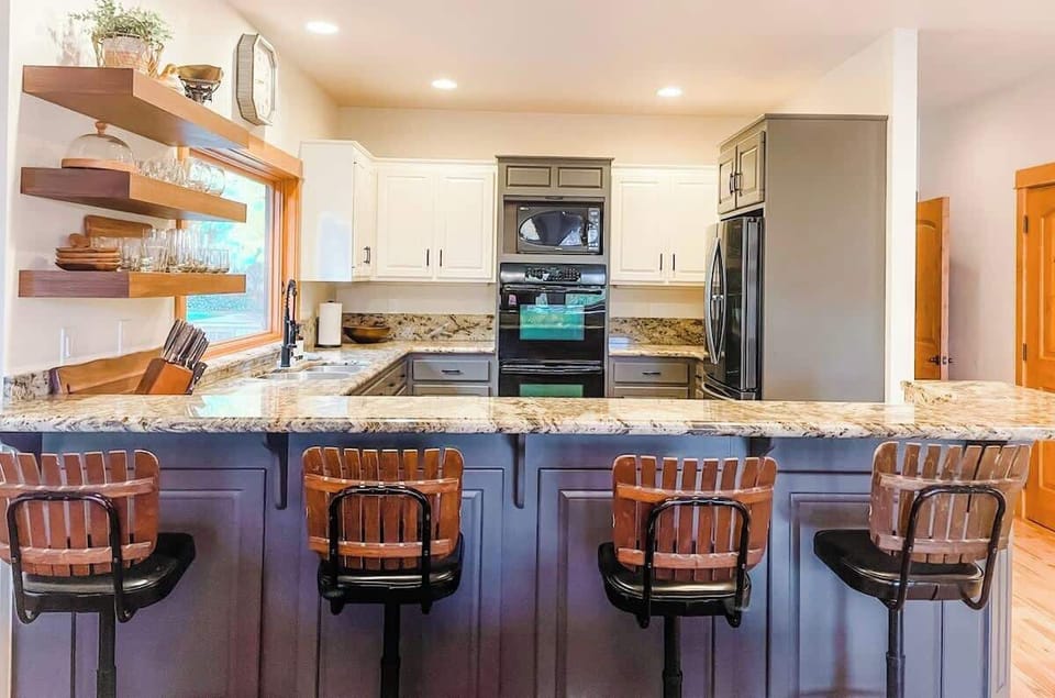 Fully stocked kitchen with everything you need to make a big family meal