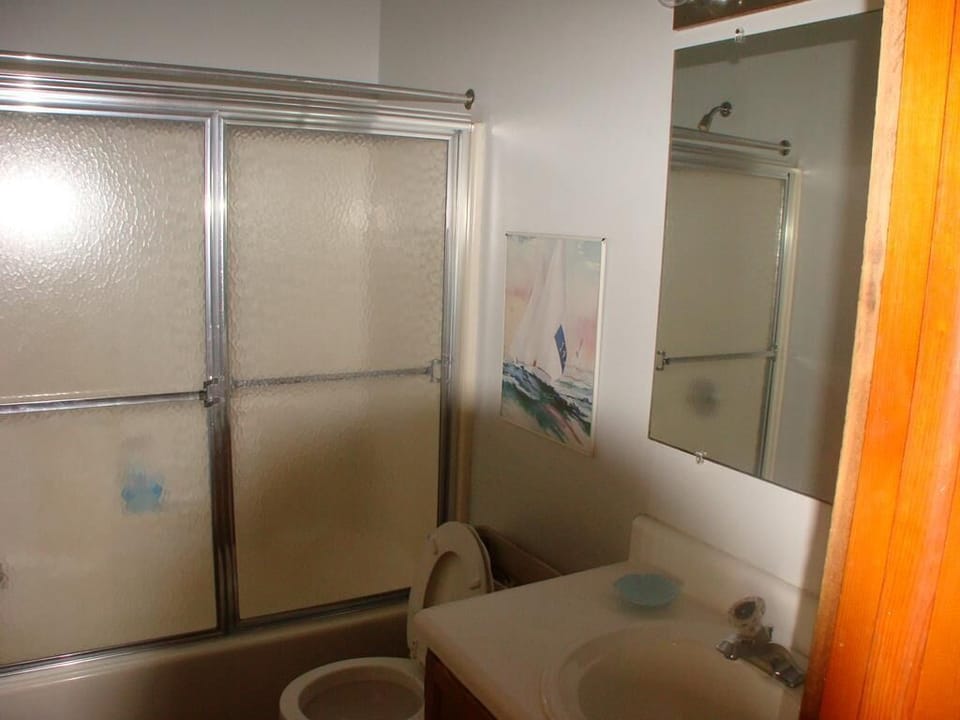 Master bedroom Bath