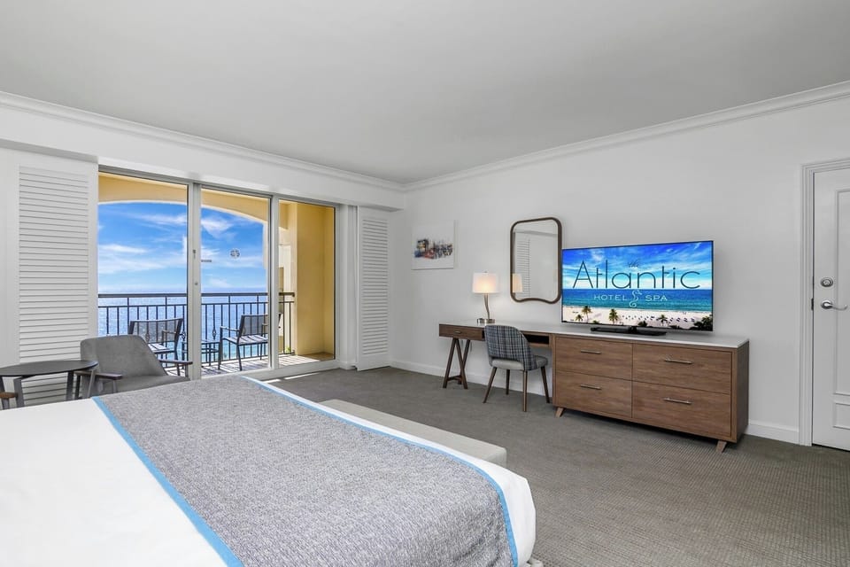Unit with King Bed